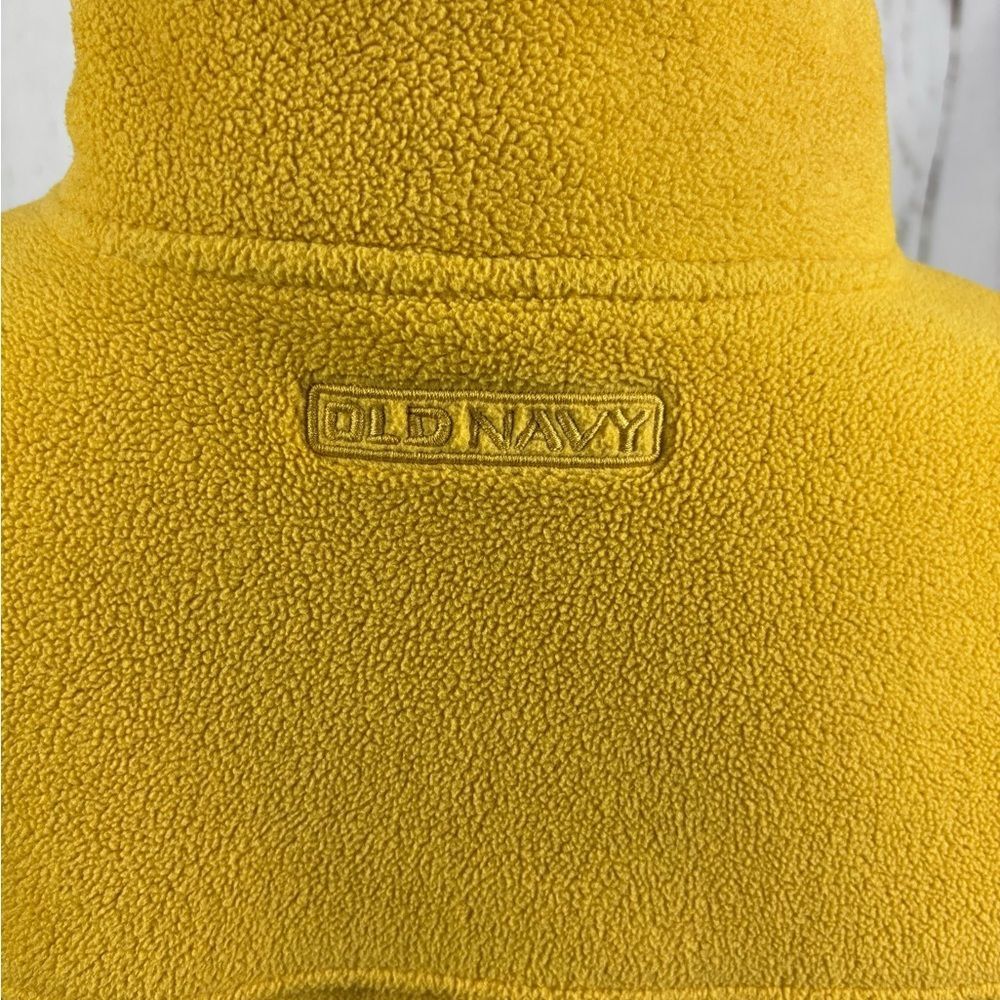 Old Navy '94 Half Zip Thick Fleece Cropped Pullover in Honey Mustard - Picture 4 of 7